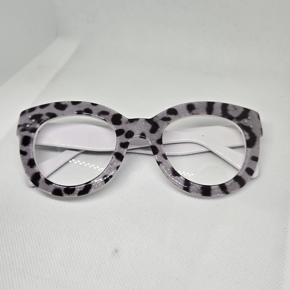 Leopard Print Cat-Eye Glasses - Picture 10 of 11